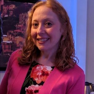 Meet your Posher, Jennifer